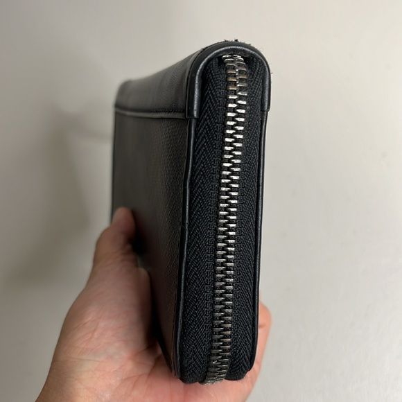 ■Authentic Burberry long wallet check round zipper long wallet PVC leather dark - Picture 4 of 10